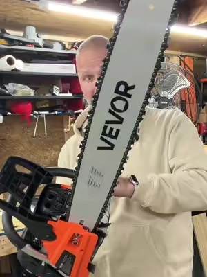 VEVOR 62CC Gas Powered Chainsaw #TikTokShopCreatorPicks #tiktokshopstockup #toolupgrade #GasChainsaw #Chainsaw @VEVOR Store 