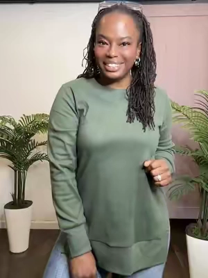 @OFEEFAN OFEEFAN Women’s Long Sleeve Sweatshirt Crewneck Pullover Tops Soft Stretchy Lightweight Side Split Hem Casual Loose Fit Tunic Shirts for Fall Outfits #falloutfits #TikTokShopStockUp #sohochic #sweaterweather 