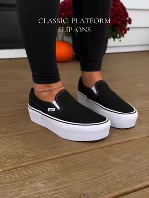@vans classic colors never go out of style 🖤 #tiktokshopstockup #fallfashiontrends #platformshoes #platforms 