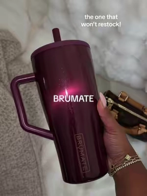 Oh she’s gorgeous✨ @BrüMate #brumatetumbler #limitededitionbrumate #falltumbler 