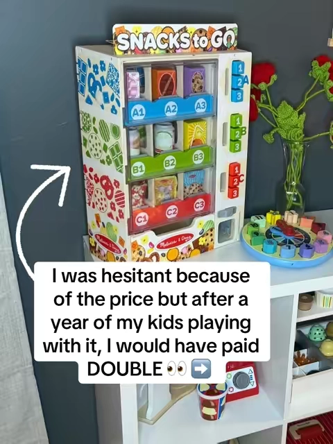 My kids got this as a Christmas gift last year and I was worried it might have been overhyped but I could not have been more wrong 😱 this Melissa and doug vending machine is SO FUN for pretend play plus there’s actually a lot of colors, letters, numbers and money skills that go into it too 🙌🏻  if your looking for a toddler gift that will last more than a few plays, this is it!! #melissaanddoug #playfood #toysfortoddlers #pretendplay #preschooltoys 