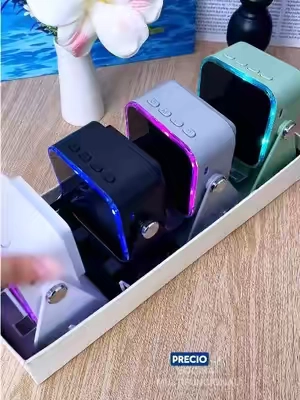 Este soporte convierte tu celular en el centro musical de la fiesta 🎉🎶 Luces ambientales + carga, perfecto para las fiestas—¡consíguelo ya! #tiktokshopfalldealsforyou #Musicbox #Speaker #HolidayGifts #TechGadgets