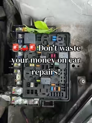 🚨🚗🚨 Don't waste your money on car repairs! Windows won't go down? Windshield wipers not working? Check this first. .#Cars #Tools #Tips #DIY#SummerVibes