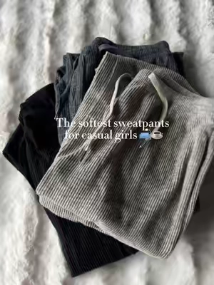 They're so soft and comfy >> Definitely perfect for every season outfit! #trousers #autumnoutfits #fall #spotlightfinds #TikTokshopbacktoschool