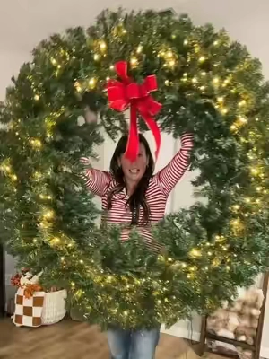 The wreath of all wreaths! #ChristmasWreath #OutdoorDecor #ChristmasDecor #trending 