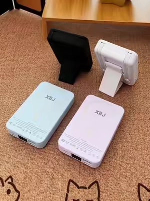 Precio increíble: carga tu teléfono sin cables enredados. #tiktokshopstockup#fyp #cargainalambrica #powerbankmagnetico #soporteconcarcador