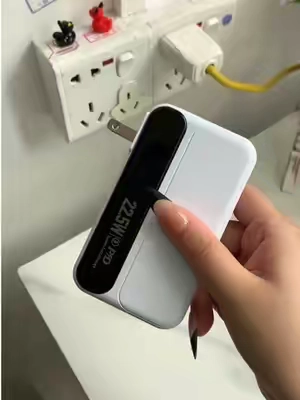 Wall charging + built-in lightning + tepy-c,USB -c, lightning charging cable. Don't miss it!#summervibes☀️ #wirelesscharging#fastcharging #dealsforyoudays #tiktokshopstockup