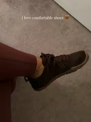 The older I get I’m all about comfort on my feet 🤎  • • #barefootshoes #fallfashioninspo 