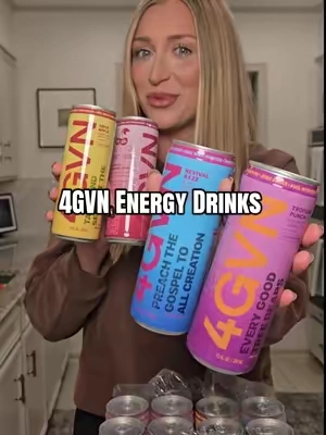 Sadie Robertson Huff paired up with 4GVN to bring their first half-caff collection! 👏 I'm so here for it! Here's to making better choices ♥️ #4gvn #energydrinks #caffeine @drink4GVN 