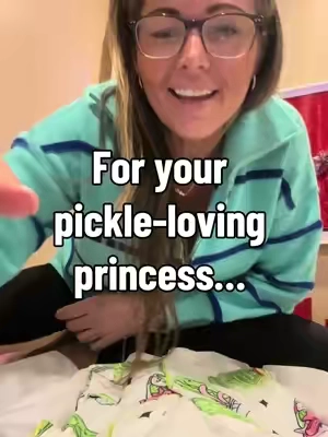May be ordering this set for myself, too… sooooo soft!! #pajamas #pickles #christmasgift #tiktokshop #tiktokmademebuyit 