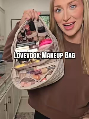 loveeeee my Lovevook Makeup Bag 🎄✨️✨️ #christmasgifts #giftideasforher #makeupbag 