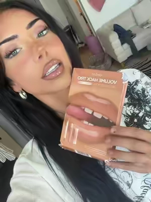 Shade toffee nude is PEAK☕️🍂🧘🏻‍♀️ #lipcombo #lipcombotutorial #makeup #fallmakeup #y2k 