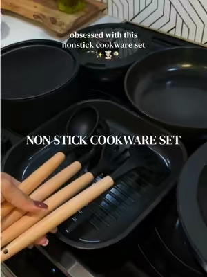 stackable, removable handles, non stick, the color… everything about them! i love! perfect for small kitchens 🖤 #cookwareset #nonstickpans #nonstickcookware #ceramiccookware #antiadherente 