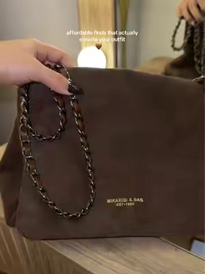 #affordablebags #shoulderbag #bagsforwomen #fallwinterfashion #suedebag 