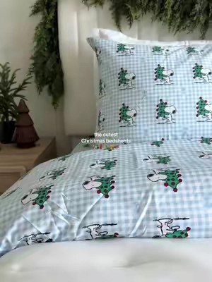 >> Berkshire Peanuts holiday bedsheets ✨ #christmas #bedsheets 