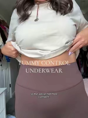 Replying to @OrdinaryNobody And no these don’t roll down  #tummycontrol #tummycontrolunderwear #mompooch #apronbelly #womensunderwear @Leonisa USA 