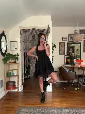Feminine but make it black

#lacedress #westernstyle #flowydress #babydolldress #darkaesthetic
