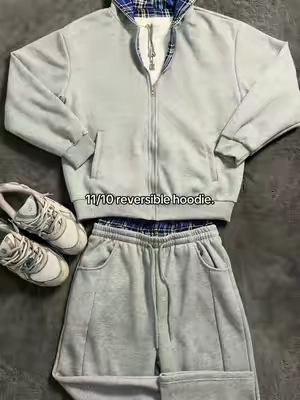 the plaid details>> 😮‍💨 #zipuphoodie #reversiblehoodie #plaidhoodie #sweatset #2pieceset