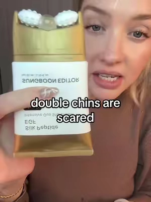 Double chin? Sungboon Editor EGF Gua Sha Cream is a Korean skincare cream for lymphatic drainage massage and a more sculpted-looking jawline. Affiliate link — I may earn a commission. For millennial women over 30 building an anti-aging skincare routine, I use this with gua sha across my chin, jawline and neck when I’m looking puffy and want a firmer, more defined appearance. Cosmetic skincare only. Results may vary. #neckcream #DoubleChin #GuaSha #LymphaticDrainage #SkincareOver40  