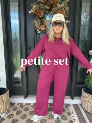 Super soft fabric!!! #loungeset #petite #petiteoutfit #tiktokshopstockup #fypシ @Pinspark 