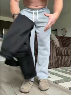 6ft 32in waist rockin large!! baggy straight leg sweatpants #sweatpants #baggysweats 