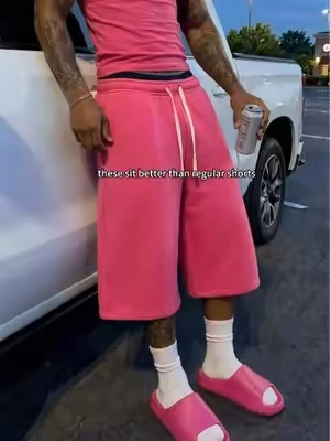 I'm not allowed. You still don't know these pants. #capris #croppedpants #longshorts #streetwear #mensstyle