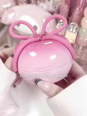 finally got my hands on the wonyoung x medicube cherry hair brush!! it's so cute 🍒🎀 #wonyoung #medicube #kbeauty #hairbrush #wonyoungism 