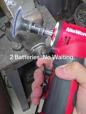 This NiuWork 12V Cordless Brushless Right Angle Die Grinder hits up to 24,000 RPM with 4 speeds. Slow it down for control or open it up for rust, welds, and shaping. Compact 90° head plus 2 batteries so you can keep working. Pick the speed. Finish the job. If you need a die grinder that fits tight spaces and doesn’t run at one wild speed, this NiuWork is a solid shop add. Drop a 🔥 if you need this! Tap the orange cart 🛒 #DieGrinder #CordlessGrinder #NiuWork #Metalworking #GarageTools 