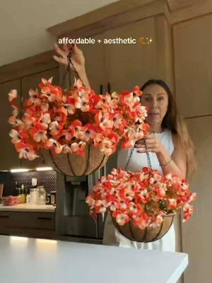 Affordable + aesthetic fall decor. I love the different variations that these flowers come in and the price is SO GOOD! #autumn #falldecor #fallflowers #fallfrontporch #fall 