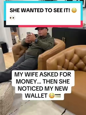 She thought it was just a wallet… until I showed her what it could do. 🔥 #T#TikTokShopW#WalletTokwallet #M#MustHave#TikTokMadeMeBuyIt 