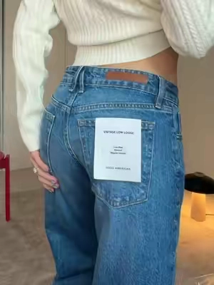 these are SO good. vintage fit without feeling stiff 👖🤞 @GOOD AMERICAN 