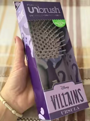& it glows in the DARK! 💦🎀 DISNEY VILLAINS ARE HERE 🖤