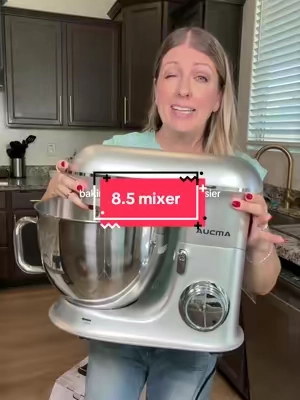 baking just got SO much easier 🙌 #StandMixer #Baking #HolidayBaking #HomeBaker #KitchenEssentials