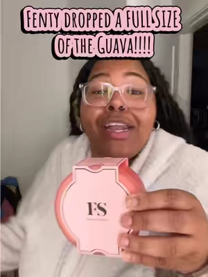 Y'all!!!! The Guava Butta drop is by far THE BEST SECENT of the whole line!!! @Fenty Skin #fentyskin #fentynewarrivals #fentysuperbrandday #lotion #dryskincare 