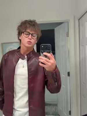 Nerdy guy #tiktokshop #fashiontiktok #fashion #fit #glasses 