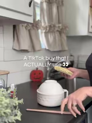 One of those TikTok finds that actually earned a permanent spot in my kitchen 🍜 I bought it for ramen… turns out I use it for basically everything. #RamenBowl #TikTokMadeMeBuyIt #KitchenFinds #KitchenMustHaves #TikTokShopFinds