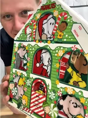Snoopy and peanuts gift set #snoopy #peanuts #qvc #giftideas #snoopydog 