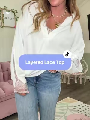 Loving the layered lace look with this top! So pretty!@Fisoew Sports 