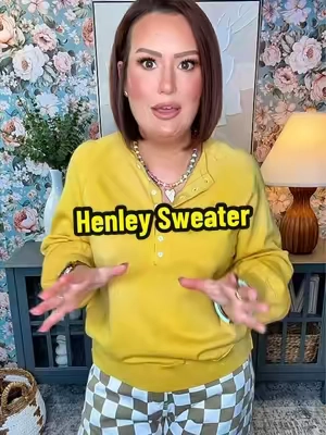 This Henley sweater doesn’t get half the hype that it deserves!! Such a universal top and perfect for this transition weather!! 🍂 @SCUSTY #henley #sweater #sweaterweather #scusty #ttsacl 