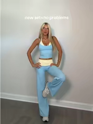 The double lined is everything #workoutset #matchingset 
