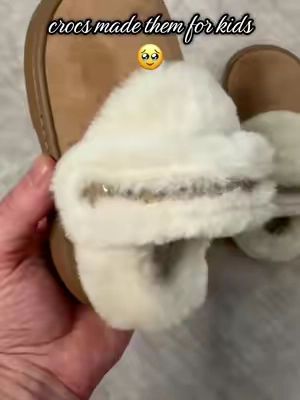 So adorable 🥹 #tiktokshopcreatorpicks #TikTokCreatorSearchInsightsIncentive #crocs #kidsshoes #clogs 