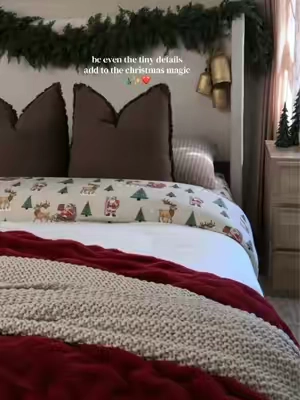 I hope they always remember my effort around the holidays. 🥹❤️#christmassheets #christmasbedding #cozylittlechristmas #holidayhome #christmasdecorating
