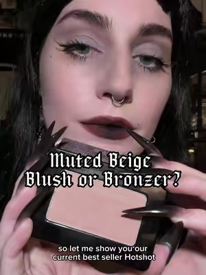 The anti-blush that does the most. 🪐✨ @THEGOTHICSPRITE  #MonoBlush in Hotshot Beige blush meets bronzer for that muted “your skin but better” flush. #beigeblush #mutedblush #softgoth #brownblush