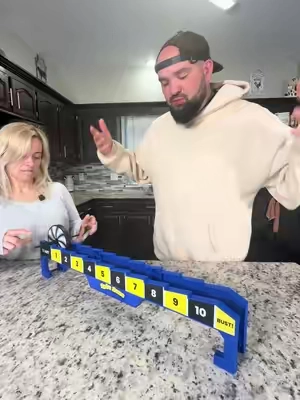 7689695681048595726