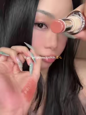 has pdrn in it too 😳 #judydoll #judydollstayshine #glossylipstick #falllipstick #nudelip @Judydoll US 