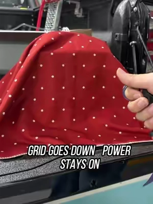 Ditch the loud, smelly gas generator! This clean battery station runs silently inside your house. ⚡🌩️#powerstation #poweroutage #campinggear #tiktokshop #tiktokshopstockup