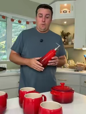 These stoneware mugs are everything! #stonewear #lecreuset 
