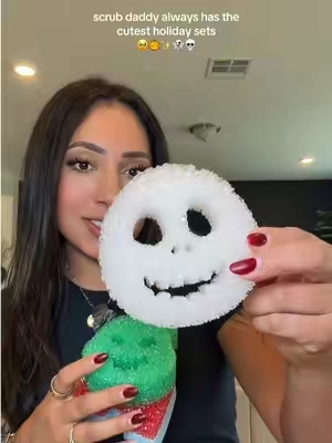 This set is perfect for Halloween! 🎃👻🫧 @Scrub Daddy #scrubdaddy #scrubdaddysponge #dishsponge 