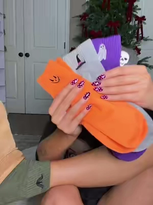 The socks I didn’t know I needed🎃
