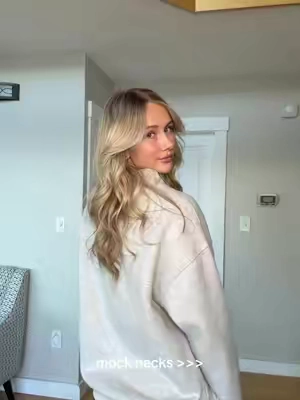 So cute #mockneck #sweater #fallfashion #falloutfit #coldweatheroutfits 